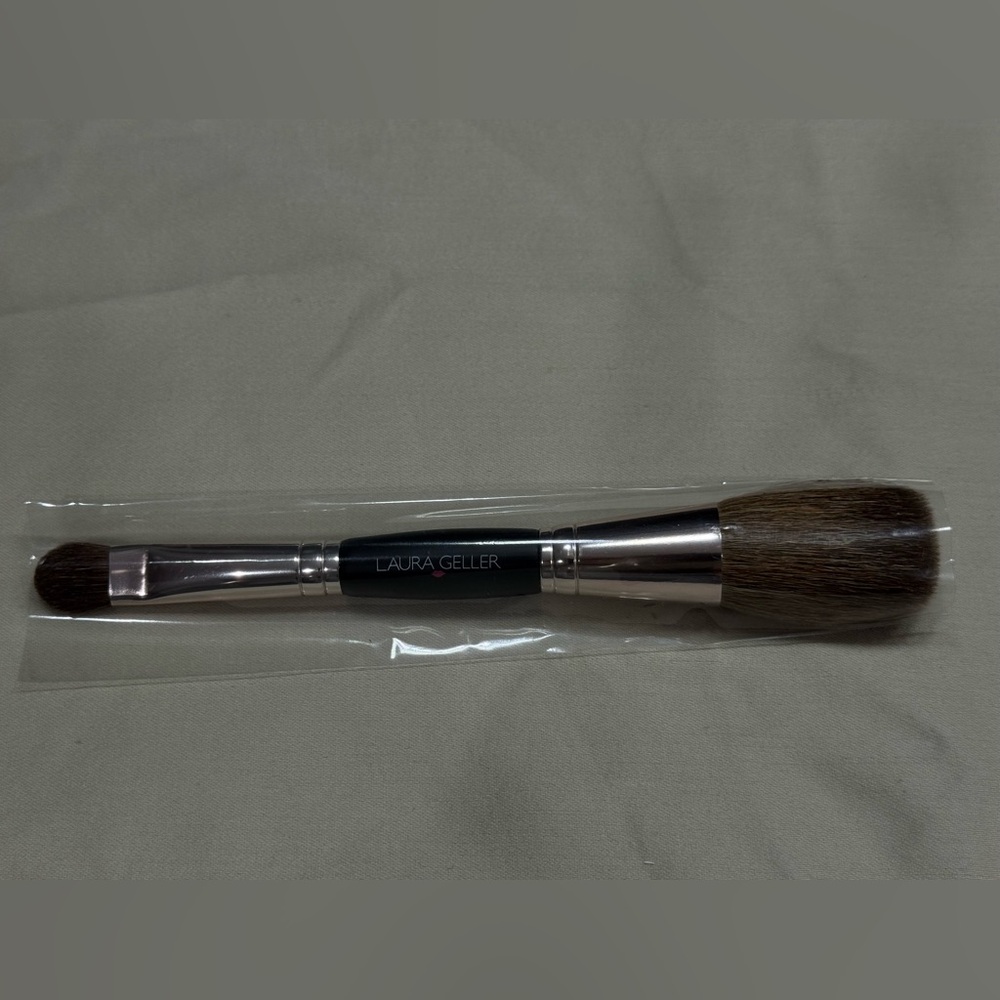 Laura Geller Dual-Ended Brush